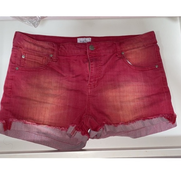 Celebrity Pink Pants - Red short